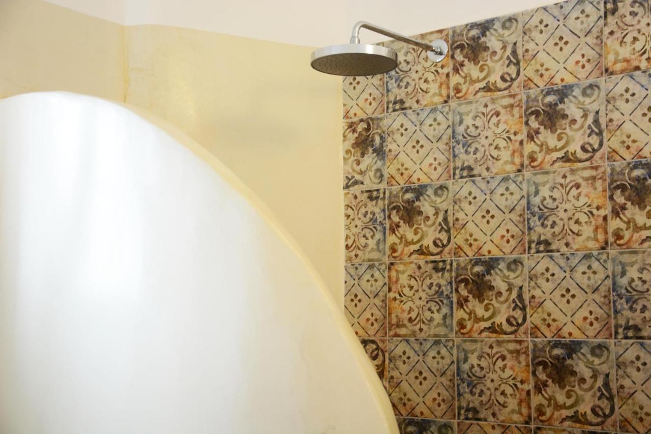 Akrotiri Analipsi  Luaran gambar